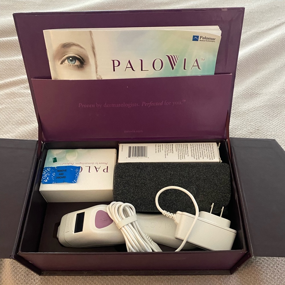 Pavlovia hand held laser device